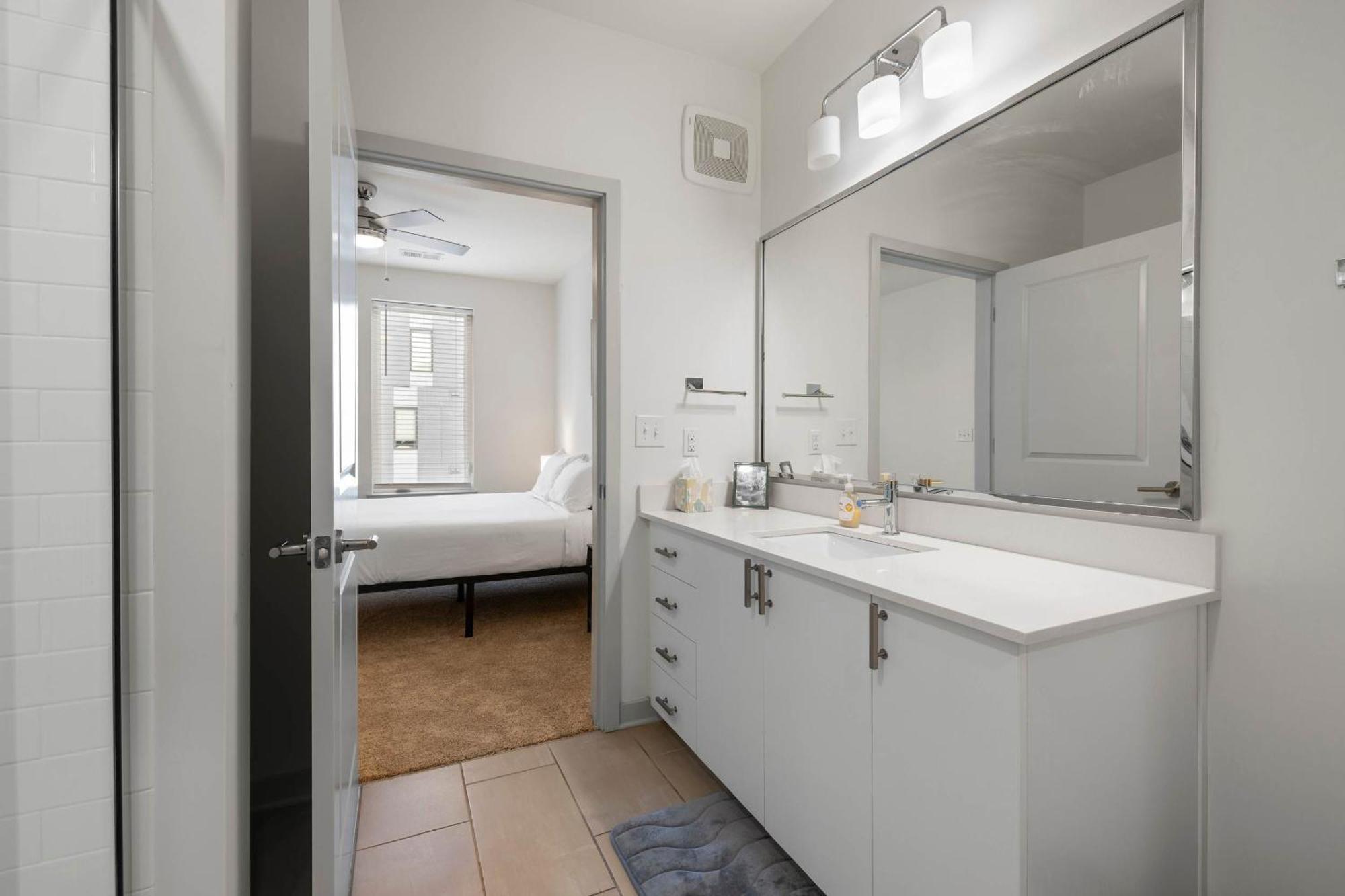 Two Charming Nulu Cozysuites Apartment *